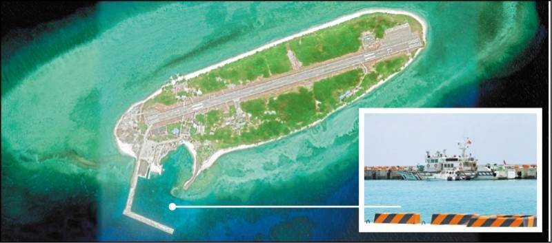 南海局勢詭譎，媒體報導稱我國南沙太平島跑道擴建，是經過美方同意才動工。國安局長陳明通今直指，媒體報導不為真，「媒體亂寫的啦」。（本報合成，擷自Google地圖、資料照）