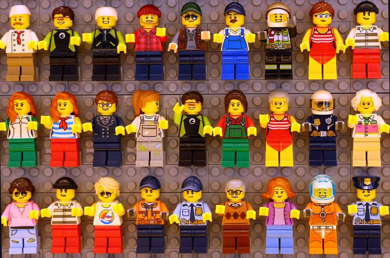 積木玩具製造商樂高（Lego）計畫增聘軟體工程師，並擴大對數位市場投資，與遊戲開發商合作，預計於1年內推出兒童專屬的元宇宙世界。（法新社）