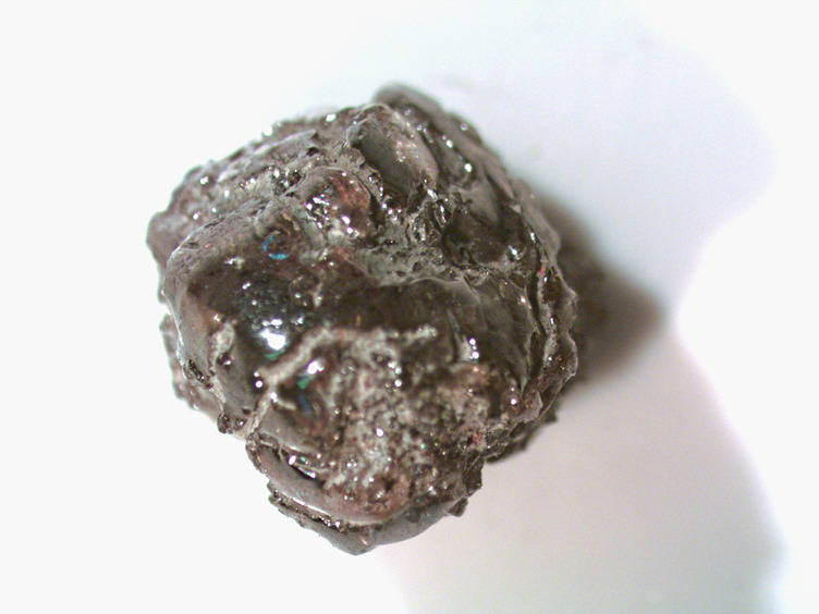 美國男子亞當·哈丁（Adam Hardin）所尋獲2.38克拉鑽石，更命名為弗蘭肯斯坦。（圖擷自Crater of Diamonds State Park網站）