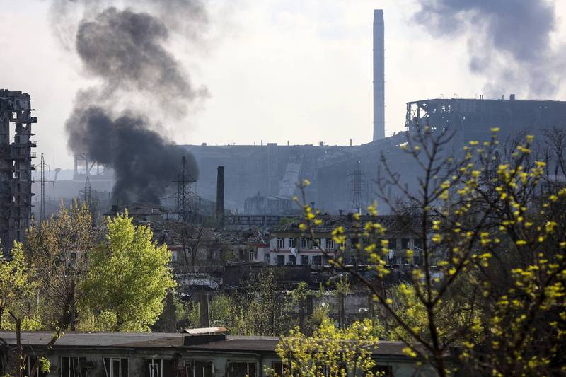 烏國總統顧問阿列斯托維奇宣稱，攻入亞速鋼鐵廠的俄軍已被守軍擊退。（美聯社）
