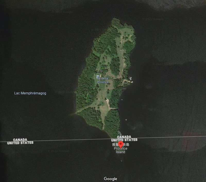 在地球另一邊的「普羅文斯島」（Province Island），有著跟台灣外觀極高的相似度，被不少台灣網友戲稱是「迷你台灣島」。（擷取自Google Maps）