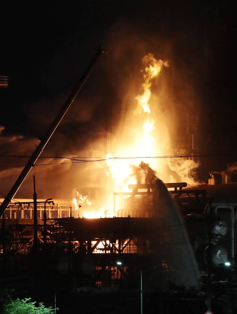 南韓S-Oil蔚山工廠發生大爆炸，釀成現場工人1死9傷。（歐新社）
