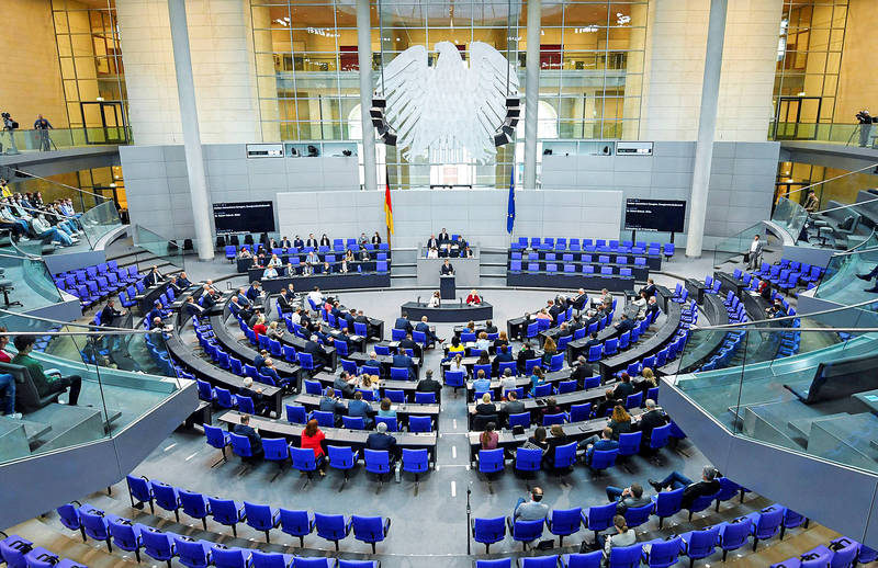 Members of Germany`s federal parliament hold a plenary session at the lower house of parliament, the Bundestag, in Berlin, Germany May 12, 2022.
Photo: Reuters
Members of Germany`s federal parliament hold a plenary session at the lower house of parliament, the Bundestag, in Berlin, Germany May 12, 2022.
Photo: Reuters