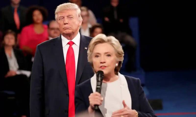 2016年10月9日，川普（左）与希拉蕊在总统辩论会上交锋。（路透资料照）(photo:LTN)