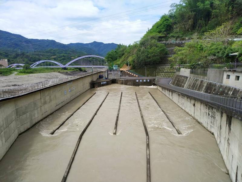 高雄甲仙堰越域引水到南化水庫，5月累積已達3217萬立方公尺。（南水局提供）