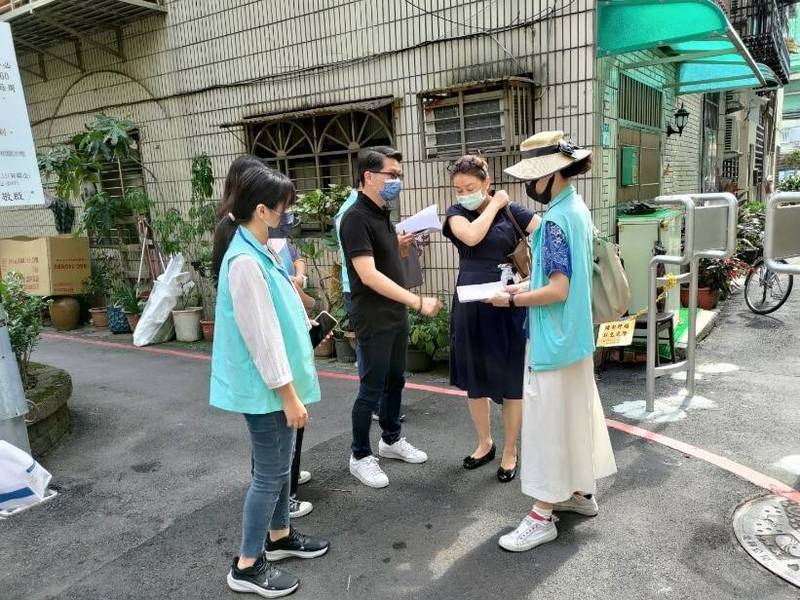 新店大溪地社區為海砂屋，住戶辦理自力更新，新北市住宅及都市更新中心從旁輔導協助。（新北住都中心提供）