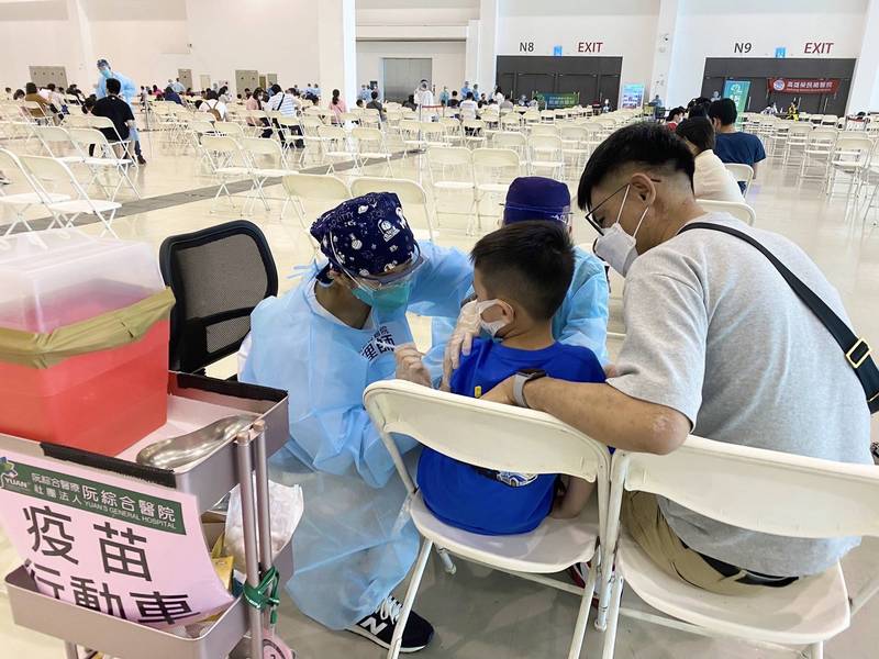 高市府今開設5處輝瑞兒童疫苗社區接種站，預約情形相當踴躍。（圖市府提供）