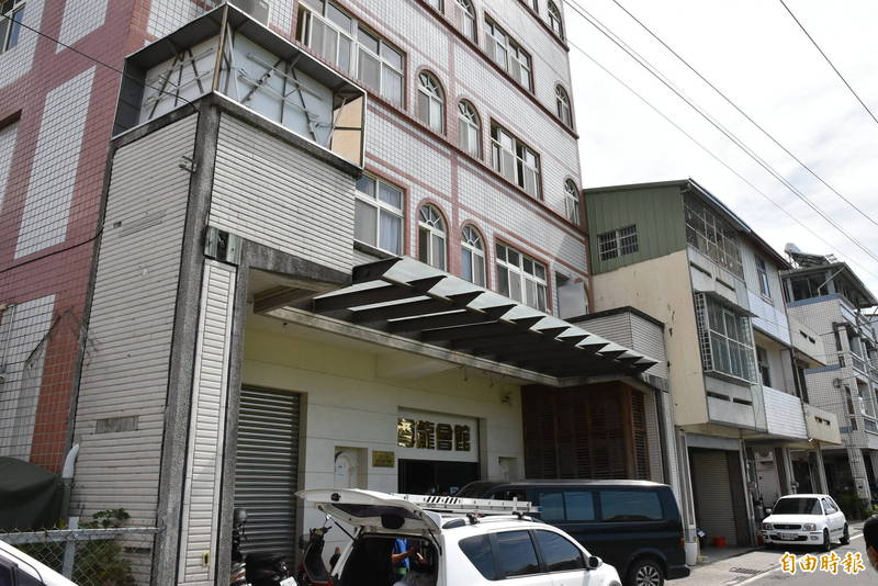 出租套房安置移工  鄰近住戶質疑違法做居家檢疫所