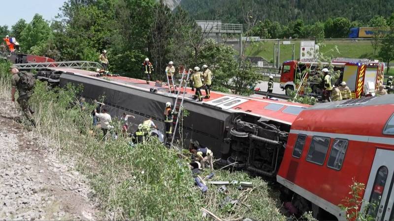德国南部地区一列区域列车今天发生出轨事故，造成3人死亡，16人受重伤。（法新社）(photo:LTN)