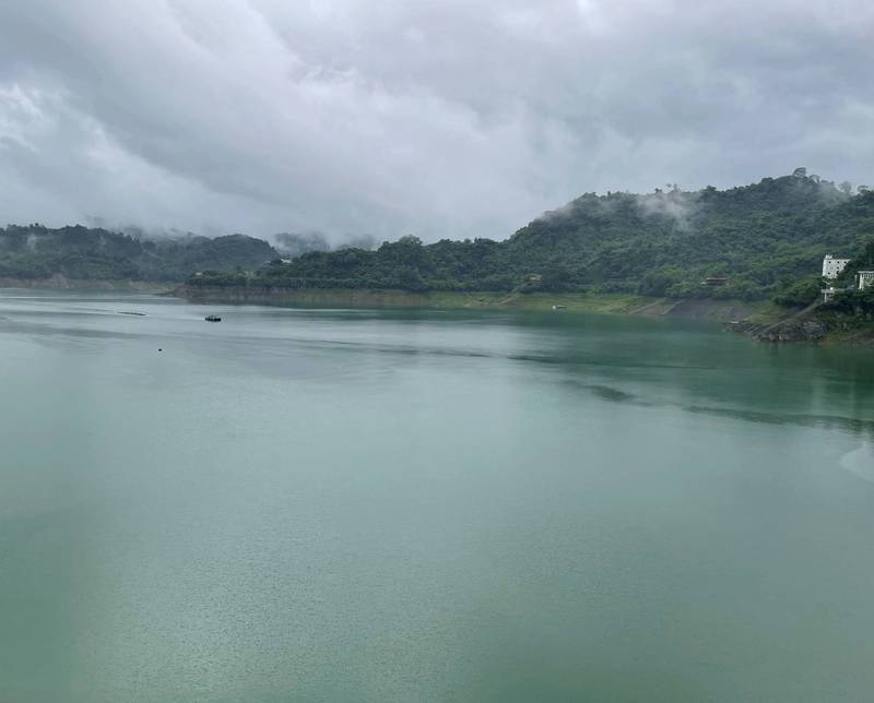 對流雲系發展旺盛，山區降雨，曾文水庫上游持續入流。（南水局提供）