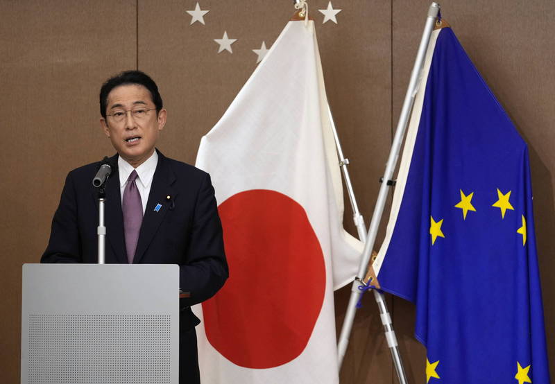 获邀参与6月底的北约峰会的日本首相岸田文雄（见图）目前倾向应邀出席。（欧新社资料照）(photo:LTN)