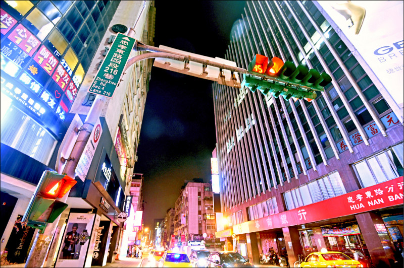 台北市東區忠孝東路四段二一六巷俗稱名人巷。（資料照）