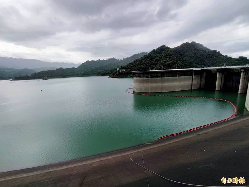 上游持續降雨，曾文水庫蓄水率以突破4成8。（記者吳俊鋒攝）