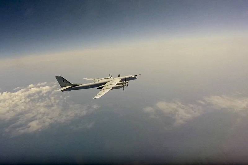俄罗斯昨日有4架军机从日本海飞往日本，在接近日本领空后折返或改道。图为俄军Tu-95轰炸机，图为示意图。（路透）(photo:LTN)