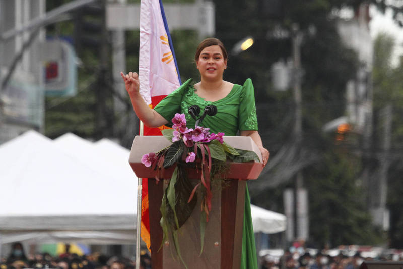 菲律宾总统杜特蒂的长女萨拉，今日宣誓就任菲律宾副总统。（美联社）(photo:LTN)