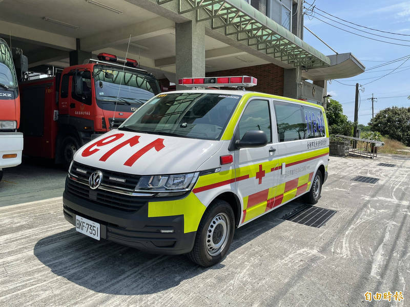 119若接到民眾緊急報案，台南市政府消防局可直接出車協助送醫，同步聯繫醫院並通報衛生局。（資料照）