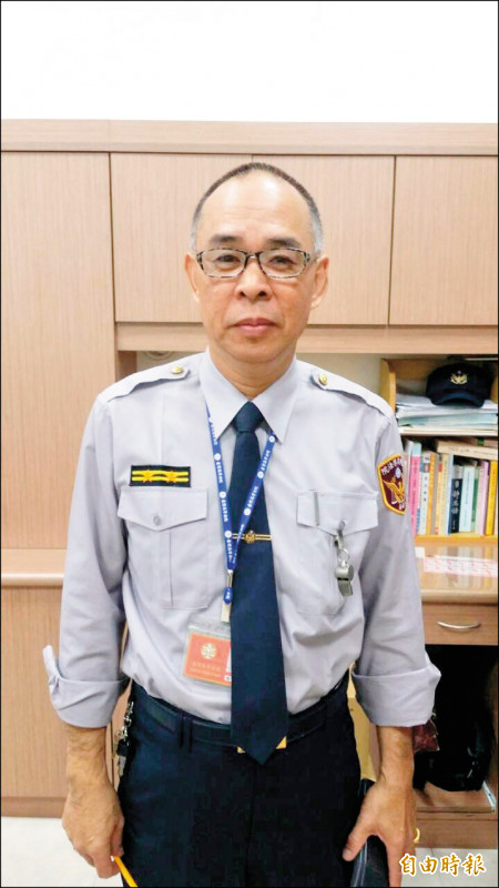 高等法院法警長陳長庚將於六
月底退休。 （記者楊國文攝）