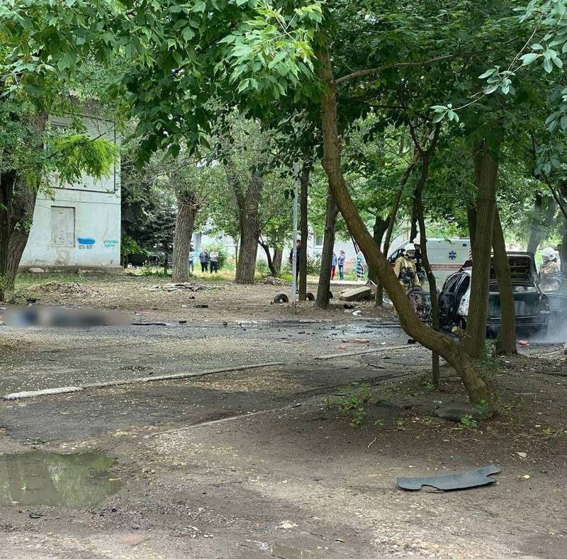 本月24日，赫尔松傀儡政府家庭、青年和体育部门负责人萨夫卢琴科的座车发生爆炸，萨夫卢琴科本人身亡。（图翻摄自推特）(photo:LTN)
