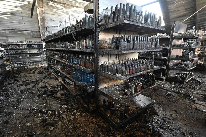 俄烏戰爭持續至今，烏國1處商場遭飛彈襲擊。（法新社）