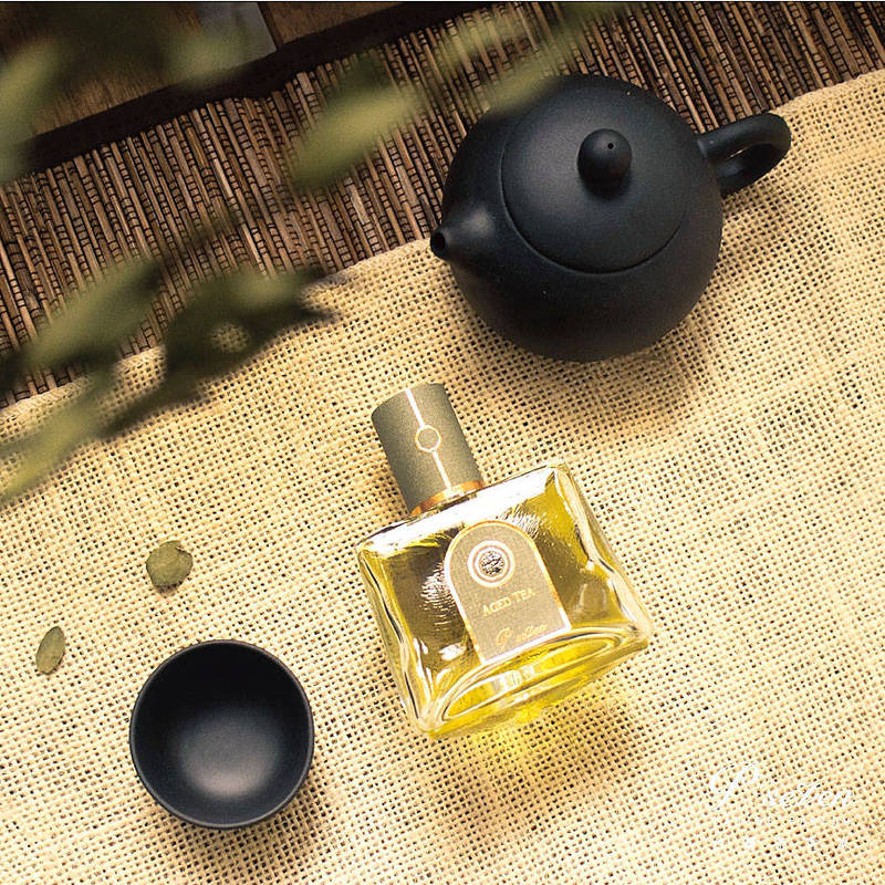 
A bottle of the Aged Tea perfume, designed by Taiwanese perfumer Pan Yu-ching, is pictured in an undated photograph.
Photo courtesy of P.Seven