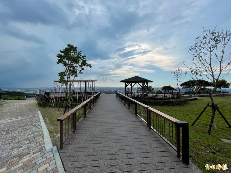 虎頭山環保公園步道整理後煥然一新。（記者謝武雄攝）