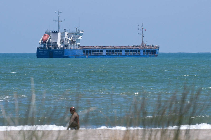 俄罗斯货轮「芝贝克．霍利号」本月6日已获土耳其海关放行。（法新社）(photo:LTN)