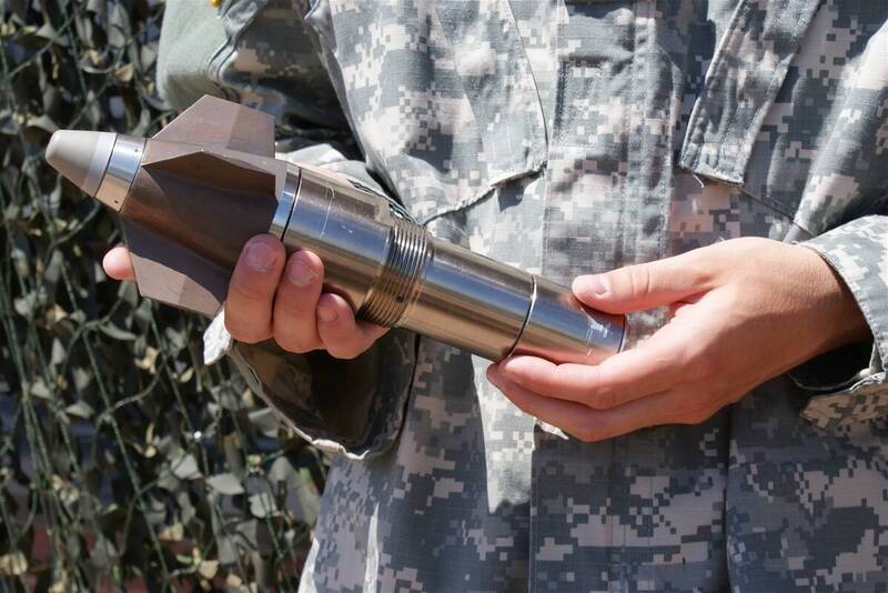 PGK套件看似不起眼，其实只要将原本155公厘榴弹的引信换成它，该枚榴弹就成为精准导引砲弹。（取自美国陆军官网）(photo:LTN)