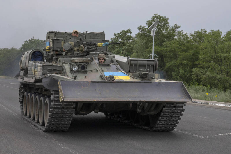 过去的1周，俄军的兵力与设备遭到乌军重大打击，让亲俄份子感到不满。（美联社）(photo:LTN)