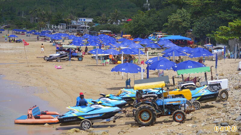 墾丁即將湧入大量旅客。（記者陳彥廷攝）