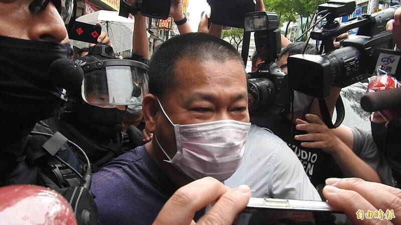 南投4死槍擊案嫌犯藏身中市養生館抓龍被逮 竟囂張喊：為報仇殺人