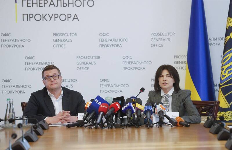 乌克兰总检察长维涅迪克托瓦（右）与乌克兰国家安全局长巴卡诺夫（左）遭到泽伦斯基解职。（欧新社）(photo:LTN)