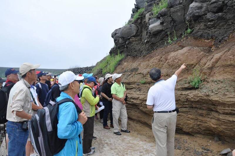 澎管處秋之奇岩季即將展開,先行開辦地質導覽解說人員課程。(澎管處提供) 澎管處秋之奇岩季即將展開,先行開辦地質導覽解說人員課程。(澎管處提供)
