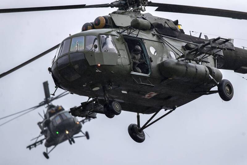 菲律宾因担心遭美国制裁已取消向俄罗斯採购MI-17军用运输直升机。图为波兰陆军的俄制MI-17直升机。（美联社）(photo:LTN)