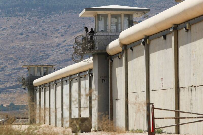 以色列媒体多年来盛传，在戒备森严的吉尔波（Gilboa）监狱，有女狱警遭囚犯性侵。图为吉尔波监狱。（路透）(photo:LTN)