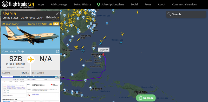 裴洛西專機正飛越菲律賓薩瑪島外海，朝台灣方向前進。（圖擷自FlightRadar24）