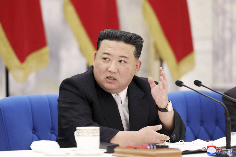 向金正恩致賀 烏東頓內茨克領導人：北韓人為其他國家樹立榜樣