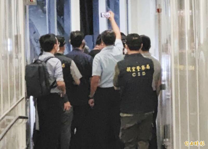 3名國民黨立委18日下午自柬埔寨搭機回台，並救援一名19歲被害人同行，由於航警想要帶人直接由機坪離開，與立委爆口角衝突。（資料照）