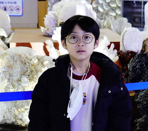 IQ高达204的南韩9岁男童白冈铉，2023年将进入南韩名校首尔科学高中就读。（图翻摄自@ganghyeon_baek_IG）(photo:LTN)