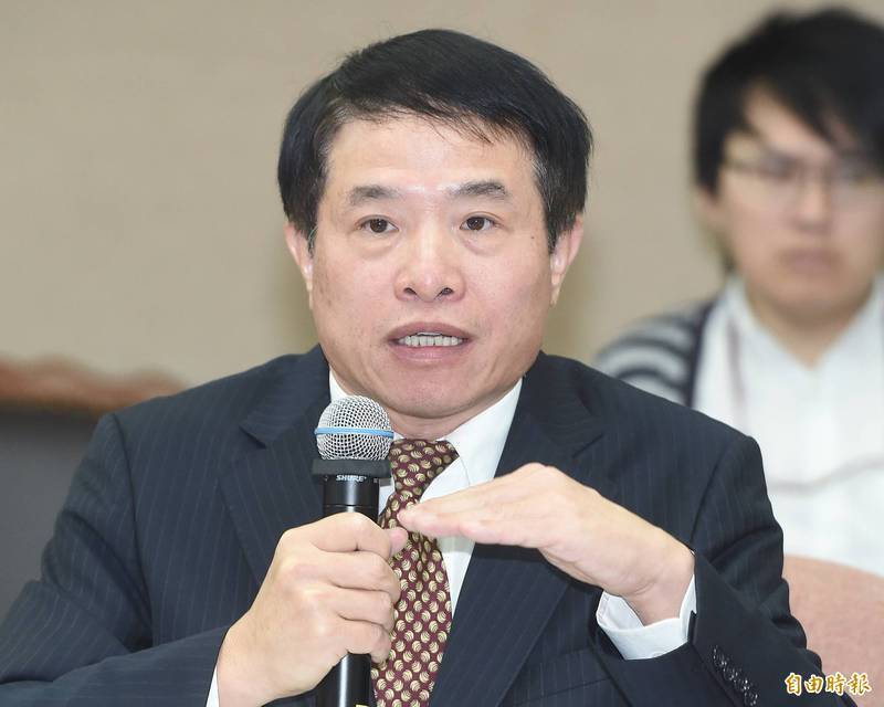 學者提出國內民間版《新聞媒體與數位平台強制議價草案》,明天(9月1日)將召開記者會公布條文,對此,國家通訊傳播委員會(NCC)副主委翁柏宗今天回應說,對於民間版本都很歡迎,行政院將會協調專門單位主政。 (資料照) 學者提出國內民間版《新聞媒體與數位平台強制議價草案》,明天(9月1日)將召開記者會公布條文,對此,國家通訊傳播委員會(NCC)副主委翁柏宗今天回應說,對於民間版本都很歡迎,行政院將會協調專門單位主政。 (資料照)