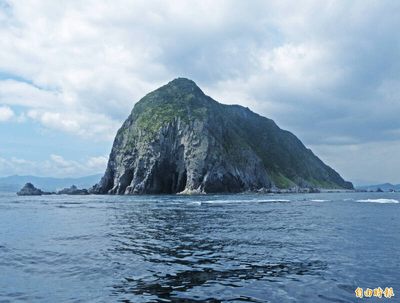 受颱風影響，基隆嶼9月2日起封島3天。（記者盧賢秀攝）