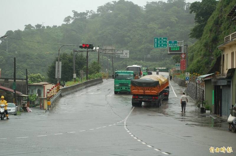 軒嵐諾颱風逼近，公路總局指出，9處省道路段可能實施預警性封閉等管制作為。（資料照）