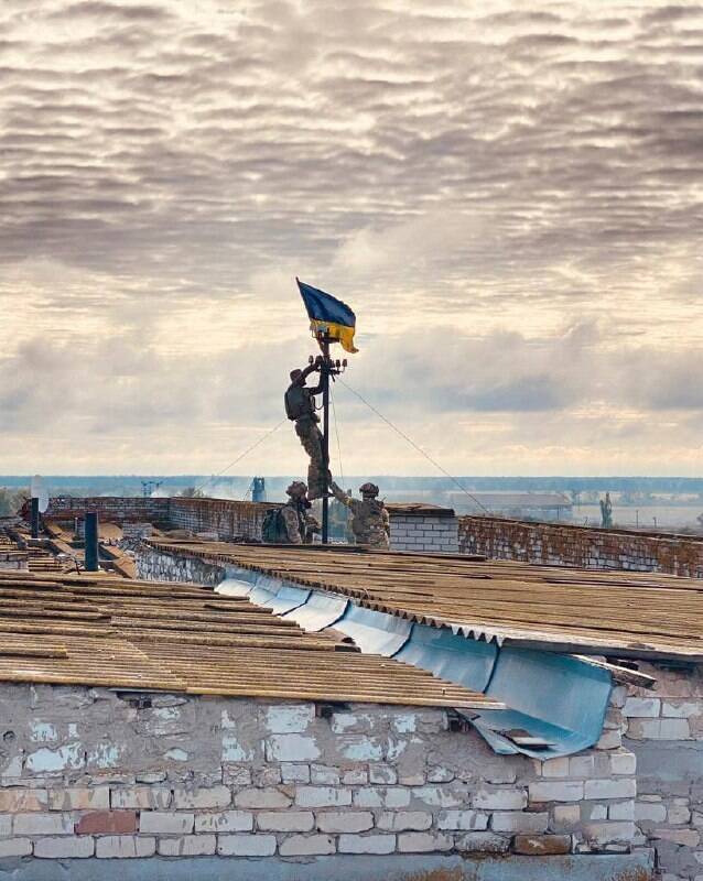 总统办公室副主任季莫申科公开乌军收复失土后升起乌克兰国旗的照片。（图撷取自季莫申科脸书）(photo:LTN)