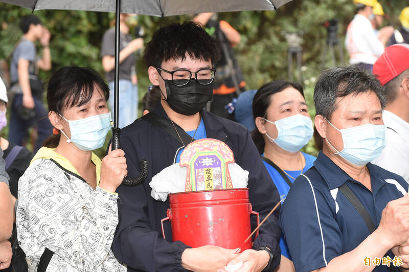 罹難者家屬團體「太魯閣的眼淚」今日（7日）發出聲明。圖為罹難者家屬。（資料照）