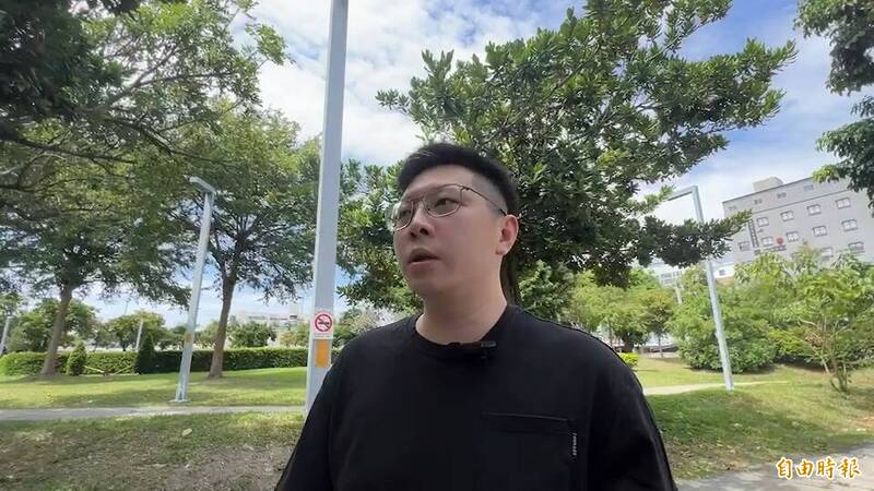 寶桑教育基金會以「最有利標」得標，王浩宇向廉政署和法務部檢舉台東縣政府疑似貪瀆。（記者陳賢義攝）