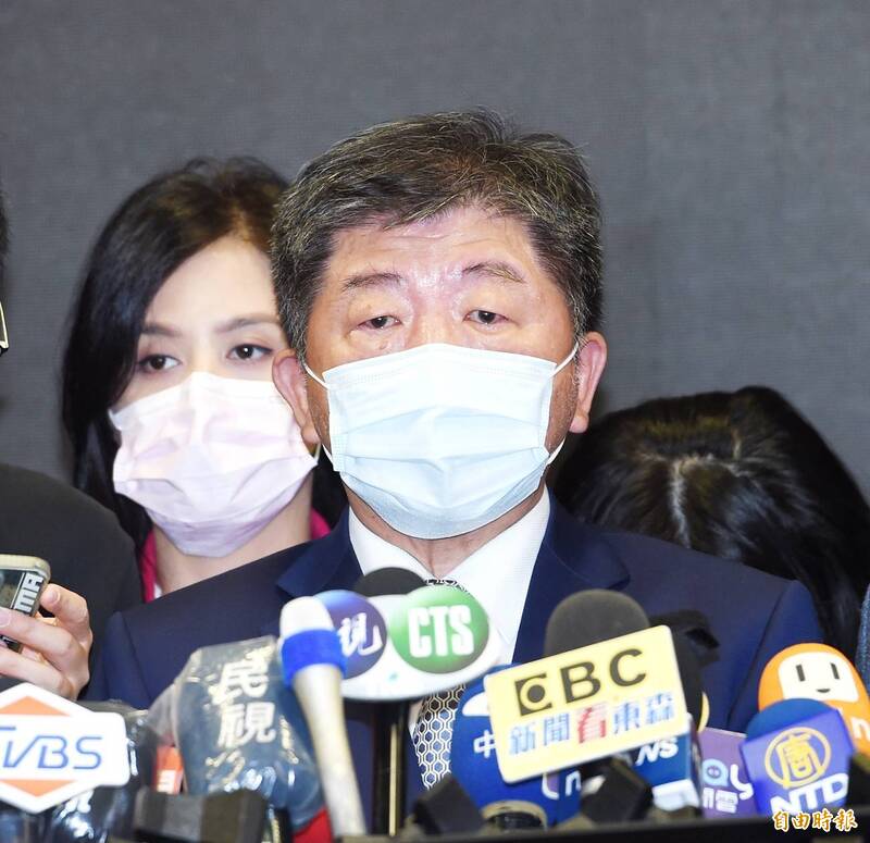 陳時中表示，他沒有氣得跳腳，而是對偷窺的人，還自我洋洋得意這樣的行為，表示不滿。（記者方賓照攝）