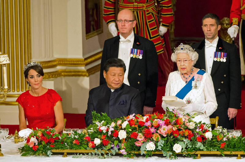 中国领导人习近平曾访英，与英女王会面。（路透）(photo:LTN)