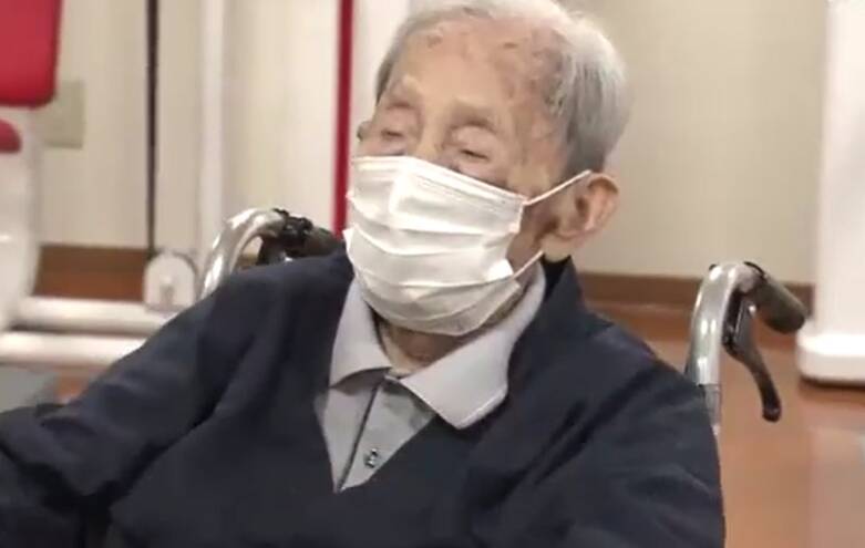 日本最年長男人瑞上田幹藏9日逝世，享嵩壽112歲。（圖翻攝自推特）