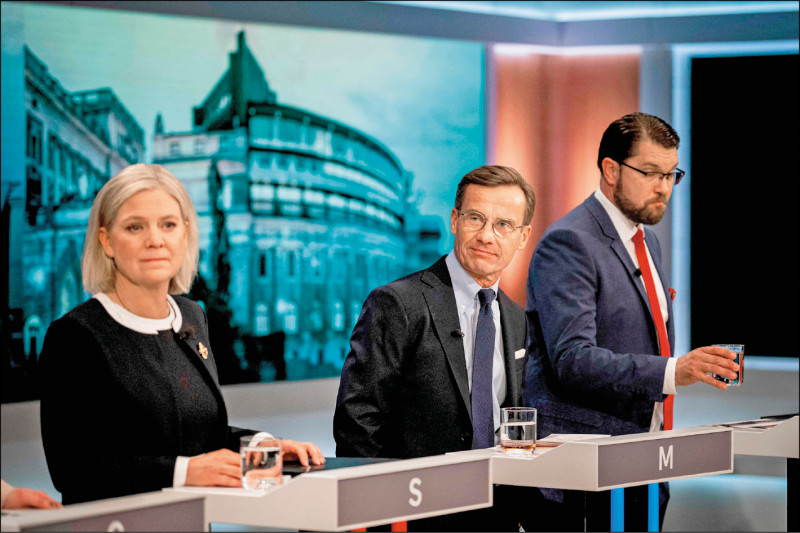 瑞典大选确定由右派险胜，现任总理安德森（左）宣布下台，领导右派阵营的温和党党魁席克里斯德森（中）可望接任总理。由奥克松（右）领导的极右翼瑞典民主党跃居第二大党，成最大赢家。（法新社）(photo:LTN)