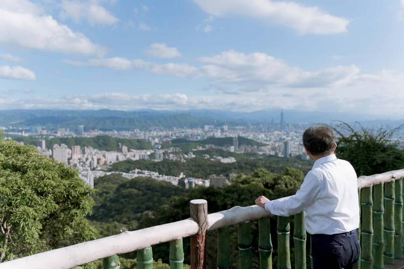 連日地震，民進黨台北市長參選人陳時中今於臉書PO文強調都更重要性。（翻攝陳時中臉書）