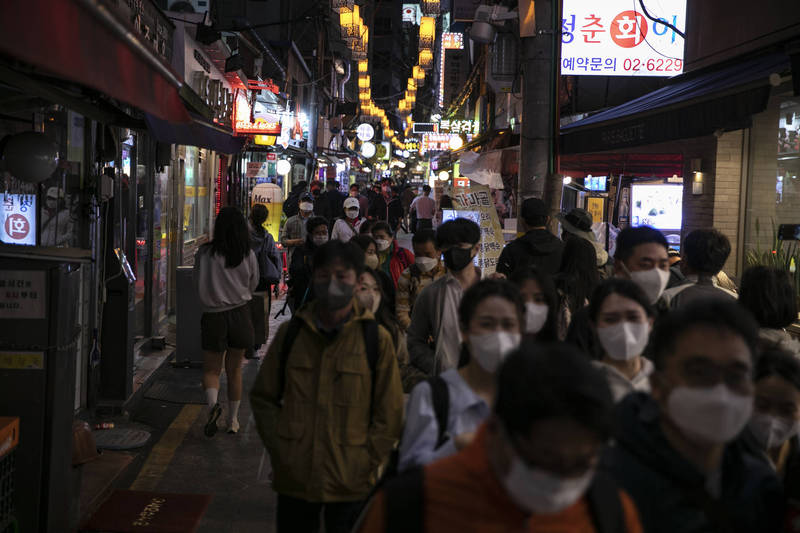 South Korea lifts the requirement to wear masks outdoors from the 26th